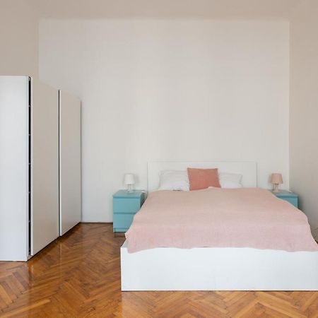 Welcoming Flat In Vinohrady By Prague Days Apartment ภายนอก รูปภาพ