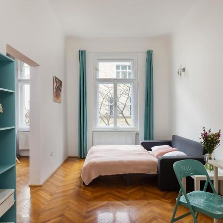Welcoming Flat In Vinohrady By Prague Days Apartment ภายนอก รูปภาพ